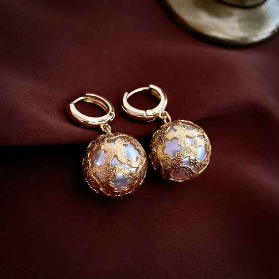 Ulla Pearl Gold Earrings