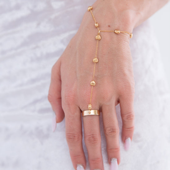 Ashvaria Gold Hand Chain