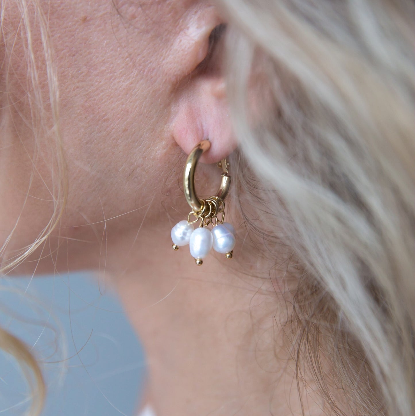 Clarissa Pearl Gold Earrings